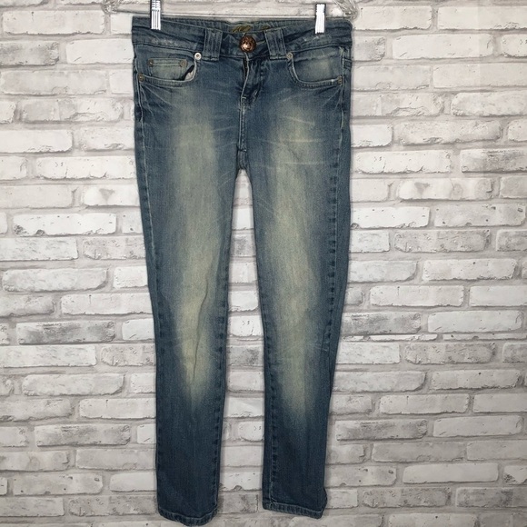 JLo faded distressed capris, size 3 - Picture 3 of 8